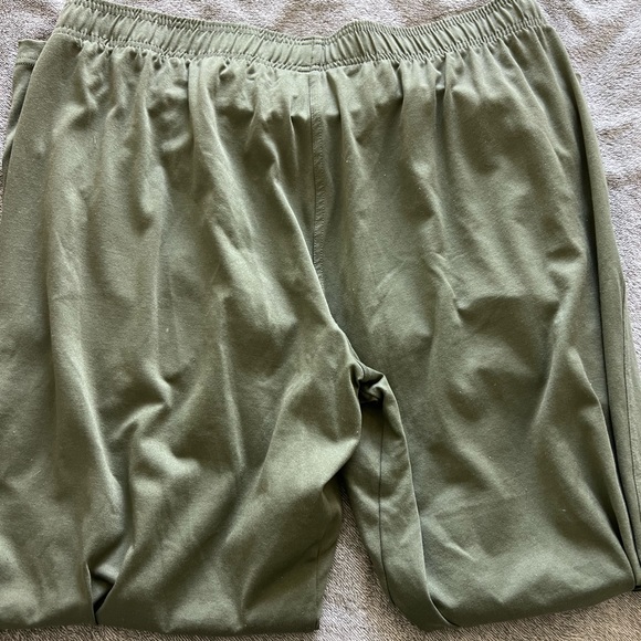 Men’s Reebok Sweats - Picture 4 of 4